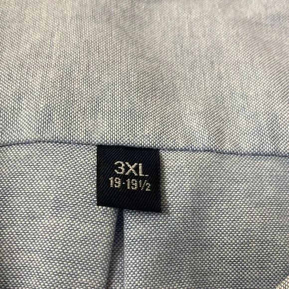 Two EUC Puritan Wrinkle Resistant Button Down Shirts - Picture 4 of 8